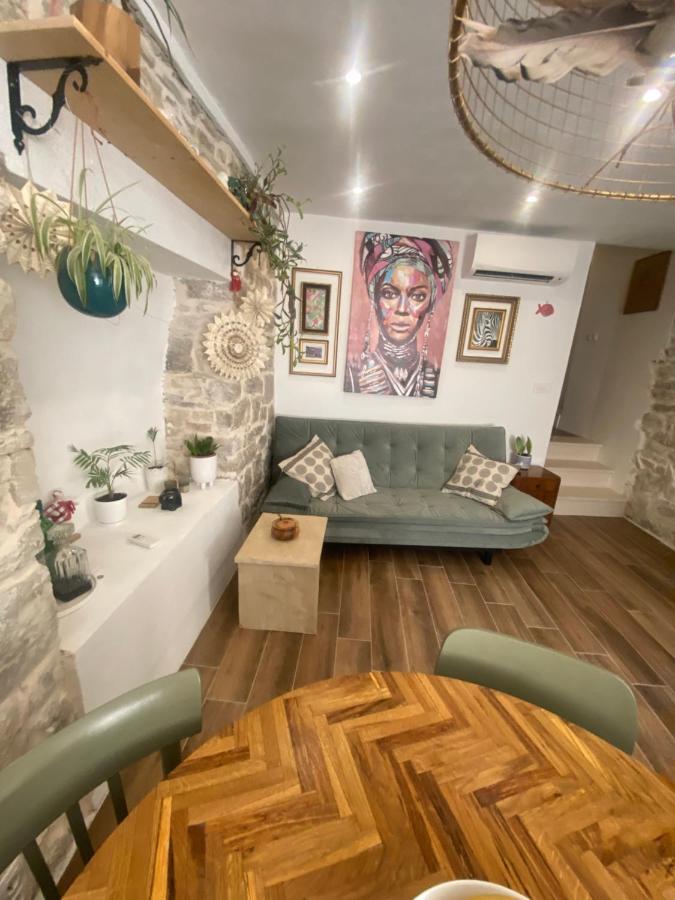 Apartman Oleandar Kaštela Exteriér fotografie