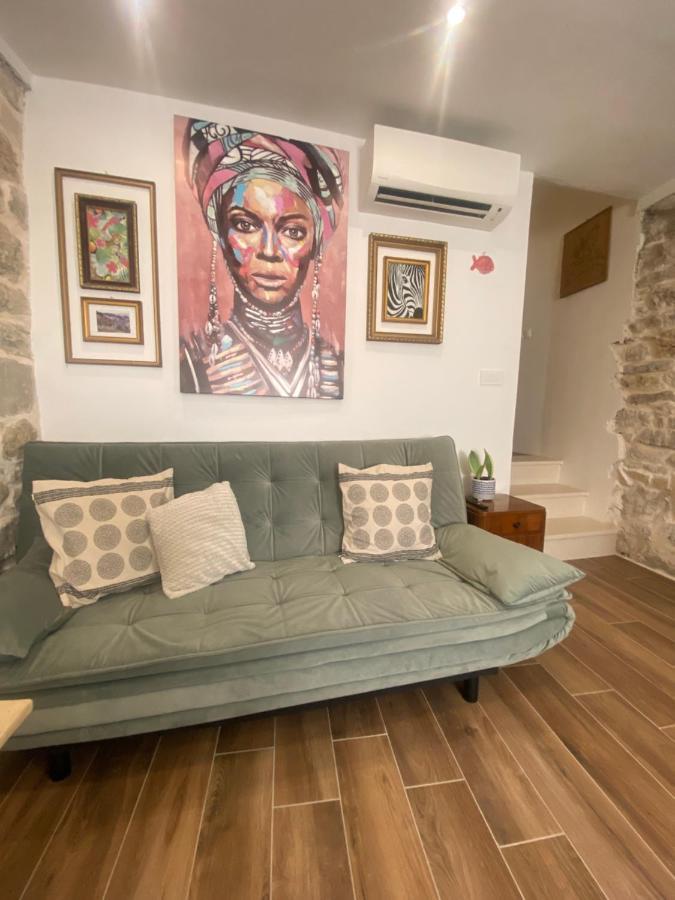 Apartman Oleandar Kaštela Exteriér fotografie