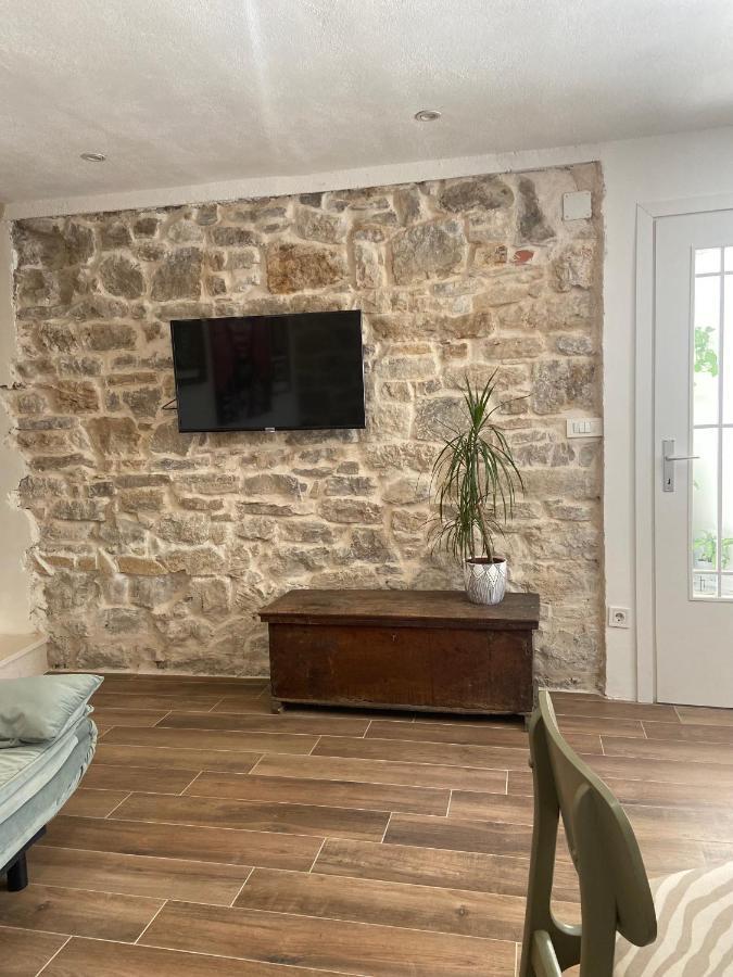 Apartman Oleandar Kaštela Exteriér fotografie