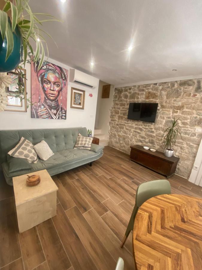 Apartman Oleandar Kaštela Exteriér fotografie