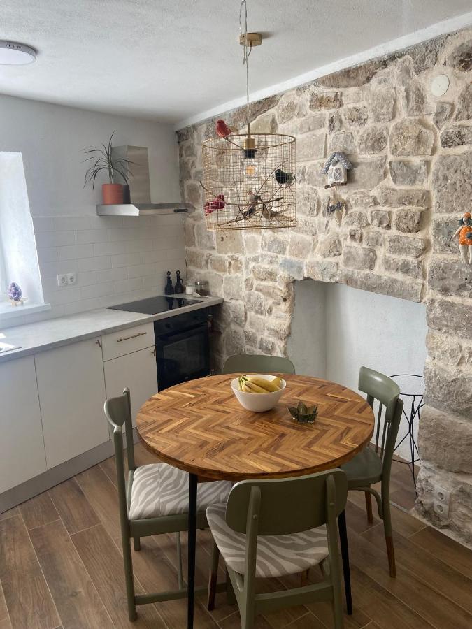 Apartman Oleandar Kaštela Exteriér fotografie