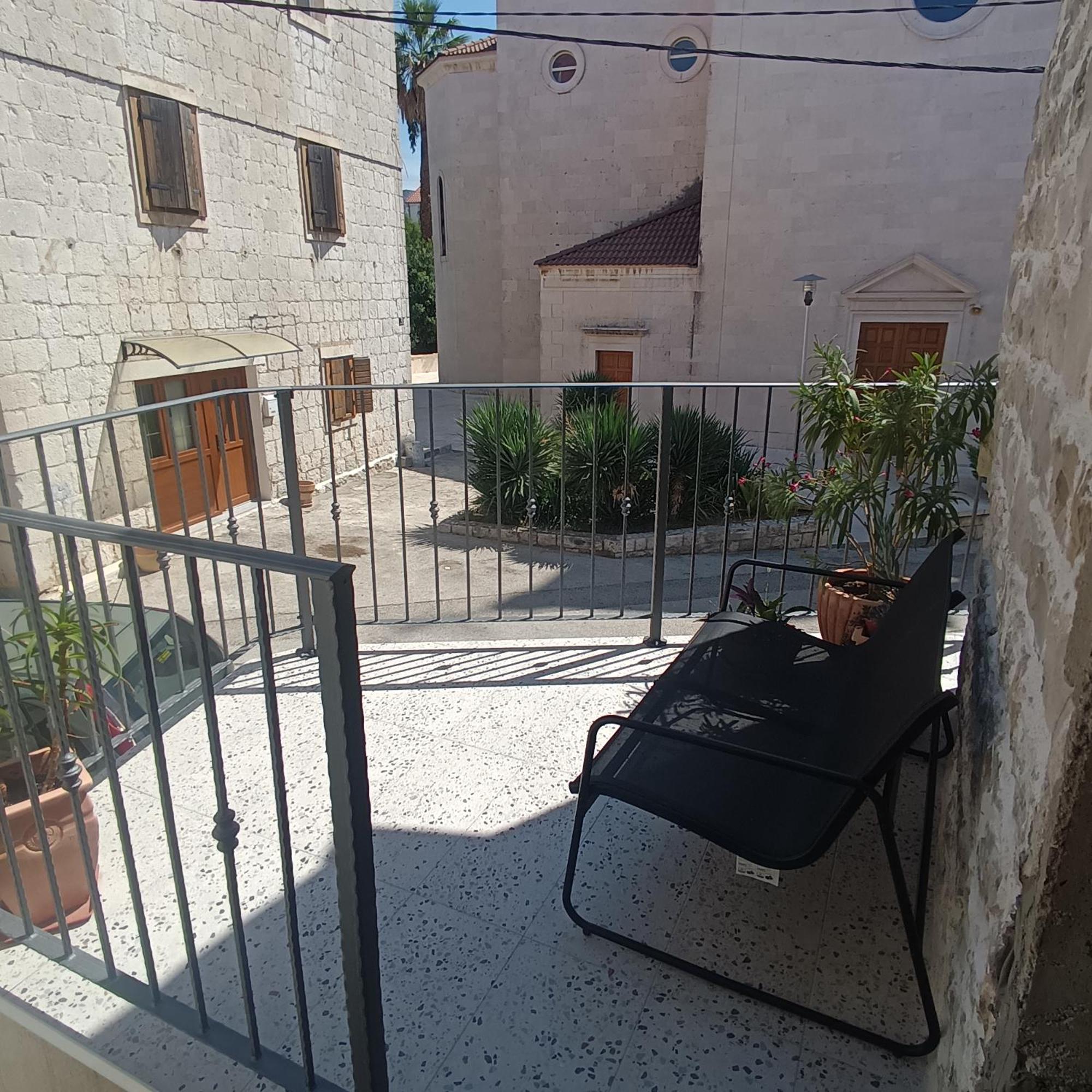 Apartman Oleandar Kaštela Exteriér fotografie